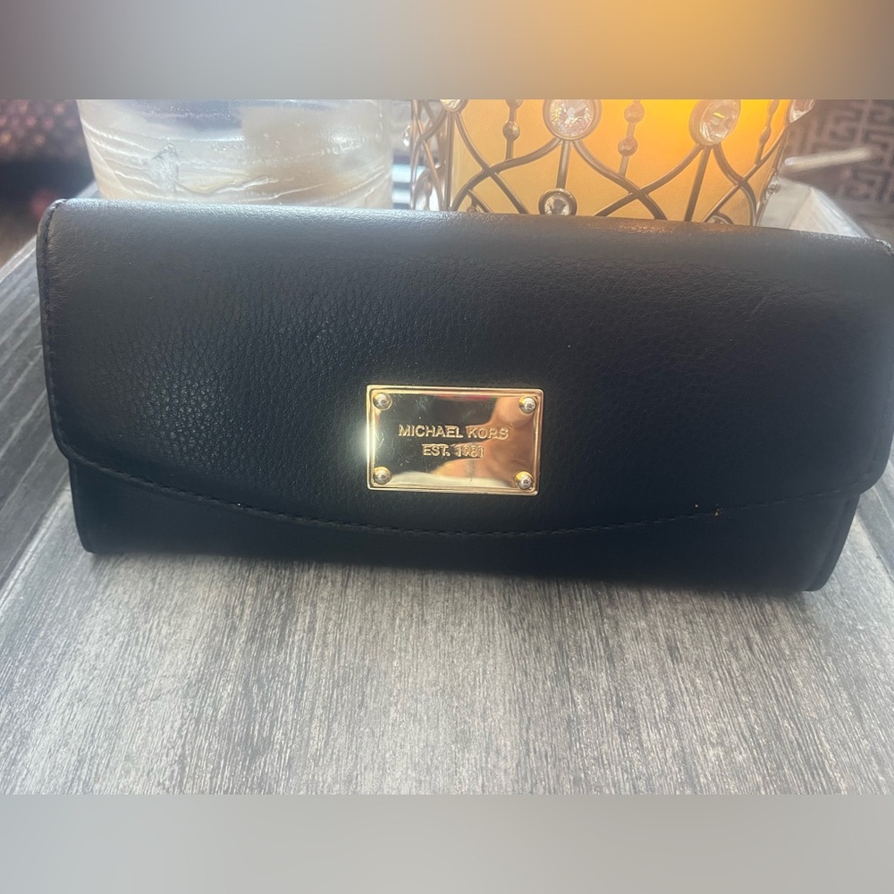 Michael Kors Black Leather wallet